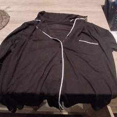 Pyžamá shirt, ako bolo nahlásené Van der Valk Hotel Vianen pomocou iLost