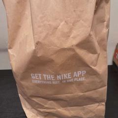 İLost kullanarak TCL tarafından bildirildiği gibi Çanta papier marron