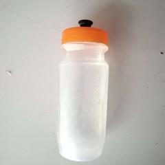 Botella, segundo informou Twisto usando iLost