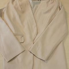 Vestiario - Blazer roze, come riportato da Centraal magazijn utilizzando iLost