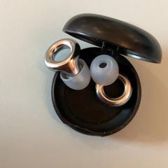Headphones, as reported by MEININGER Hotel München City Center using iLost