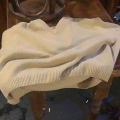 Suéter Wol, ha sido reportado por Café Leentje con iLost