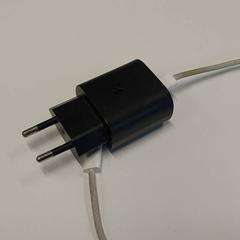 المنتجات الإلكترونية - Adapter، كما تم الإبلاغ عنه بواسطة Regio Limburg - Leuven عبر iLost