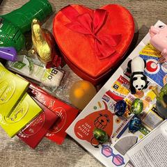 Chocolates + toys, come riportato da MEININGER Hotel Roma Termini utilizzando iLost