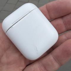 AirPod case がiLostに報告されました