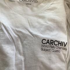 Kleidung, como reportado por MEININGER Hotel Berlin Alexanderplatz utilizando o iLost