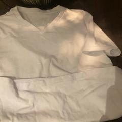 Chemisier & Tshirt white, a été signalé par Van der Valk Hotel Heerlen utilisant iLost