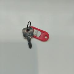 Sleuteltje sleutel met rode sleutelhanger, gemeldet von IJsselland Ziekenhuis über iLost