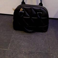 Sac, a été signalé par EBS Tramplein utilisant iLost