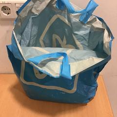 Plastictas, como reportado por Qbuzz U-OV utilizando o iLost