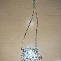 Halsband, rapporterat av Jaarbeurs med iLost