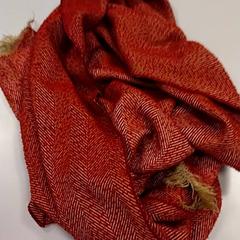 Shawl, as reported by Vrije Universiteit Amsterdam using iLost
