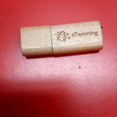 Usb-stick stick, as reported by UvA REC using iLost