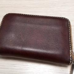 財布 Bru8n, Steneker がiLostで Qbuzz Fryslân によって報告されました