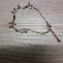 Polsera Goudkleurig, meerkleurig, segons ha informat IKEA Breda mitjançant iLost