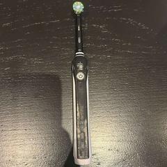 전동 칫솔, iLost를 사용하여 Van der Valk Hotel Amsterdam-Amstel에 보고됨