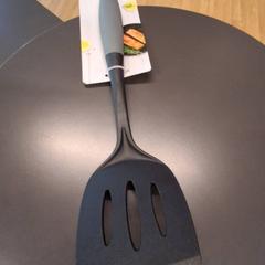 Spatule cuisine, zgłoszono przez IKEA Nice Saint Isidore przy użyciu iLost