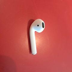 AirPods Hvid, til højre øre, som rapportert av Fjord Line – MS Stavangerfjord / Bergensfjord ved bruk av iLost