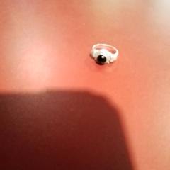 Gyűrű, amint azt Apenheul az iLost segítségével jelentette.