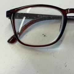 Okuliare, ako bolo nahlásené Het Amsterdamse Winterparadijs pomocou iLost