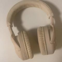 Auriculares, ha sido reportado por Pathé Schiedam con iLost