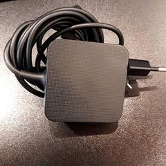 Oplader laptop, iLost를 사용하여 Campus Den Haag에 보고됨