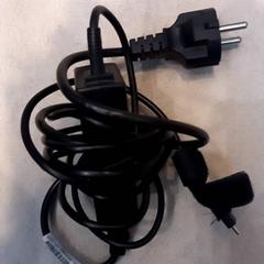 어댑터 USB C, iLost를 사용하여 Leonardo Royal Hotel Amsterdam에 보고됨