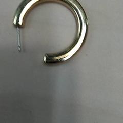 Náušnice, jak nahlášeno IKEA Gent pomocí iLost