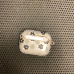 Airpod, as reported by MEININGER Hotel Budapest Great Market Hall using iLost