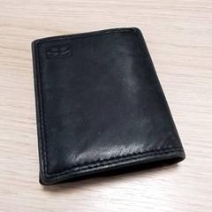 Portefeuille De Leeuw, a été signalé par Qbuzz Fryslân utilisant iLost