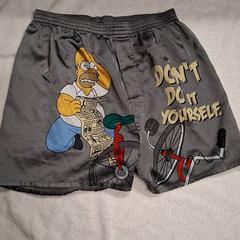 Pantalones cortos, ha sido reportado por Grand Hotel Amrâth Amsterdam con iLost