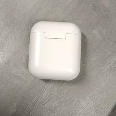 헤드폰 케이스 Wit, iLost를 사용하여 Arriva Friesland / Groningen에 보고됨