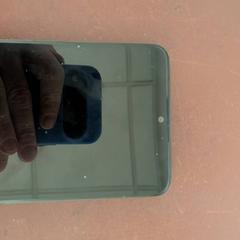 Smartfón Smarphone TCL, ako bolo nahlásené TCL pomocou iLost