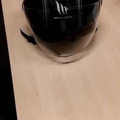 Scooter helm, zoals gemeld door RET met iLost