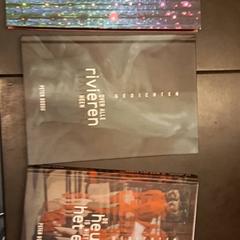 Boeken Peter Bossu poëzie, zoals gemeld door Universiteit Gent - Faculteitsbibliotheek LW met iLost