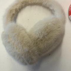 İLost kullanarak GVB tarafından bildirildiği gibi Kulak ısıtıcısı