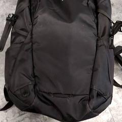 バックパック zwart. Van der Veen がiLostで Arriva Friesland / Groningen によって報告されました