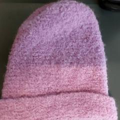 衣類 - Muts がiLostで Centraal magazijn によって報告されました