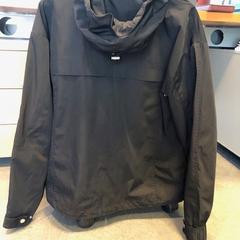 Clothing - Jas zwart, as reported by Centraal magazijn using iLost