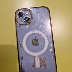 Iphone BABY BLUE CASE, jak nahlášeno Room Mate Bruno pomocí iLost