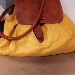 Taška Geel katoen, ako bolo nahlásené Connexxion Zeeuws-Vlaanderen pomocou iLost