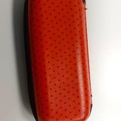 Brillendoos - met leesbril, ha sido reportado por Centraal magazijn con iLost