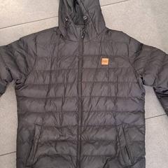 Jas zwart, zoals gemeld door Regio West-Vlaanderen met iLost