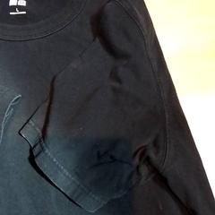 T shirt Uniqlo, zoals gemeld door Beekse Bergen Resorts en Hotel met iLost