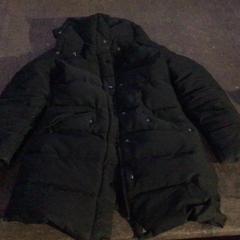 السترة Zwart، كما تم الإبلاغ عنه بواسطة De Heeren van Aemstel عبر iLost