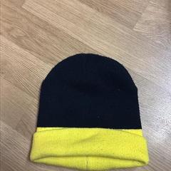 Čepice, jak nahlášeno IKEA Brno pomocí iLost