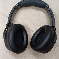 ヘッドホン Zwart がiLostで Qbuzz GD Groningen Peizerweg によって報告されました
