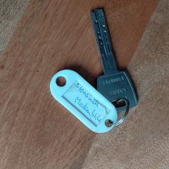 Sleutel met hanger, as reported to iLost