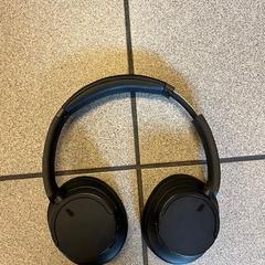 Auriculares, segundo informou Regio Oost-Vlaanderen usando iLost