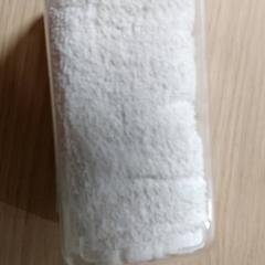 متنوع - doosje، كما تم الإبلاغ عنه بواسطة Regio Antwerpen - Brussel عبر iLost